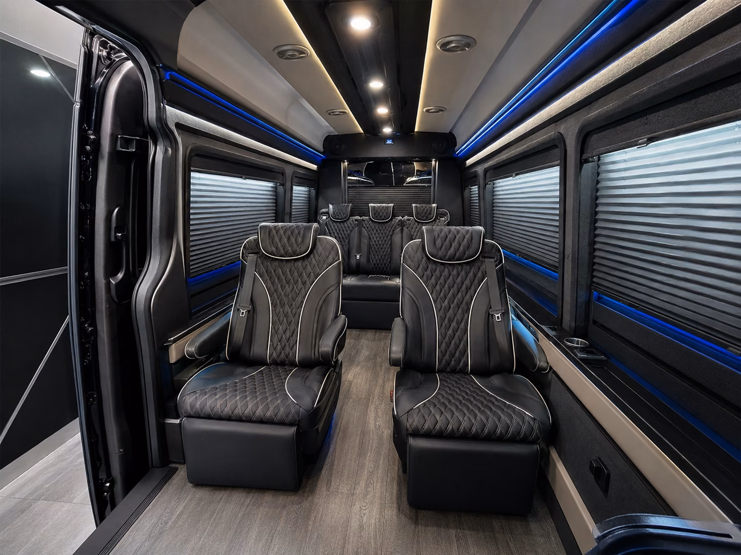 bus rentals to bradley international and manchester boston regional airports