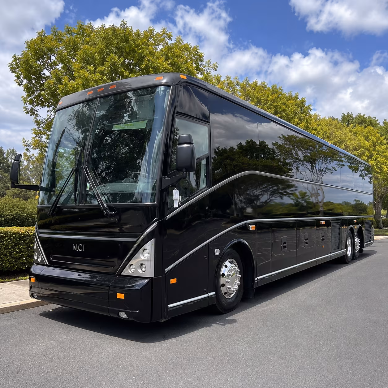 conference and convention shuttles at the dcu center