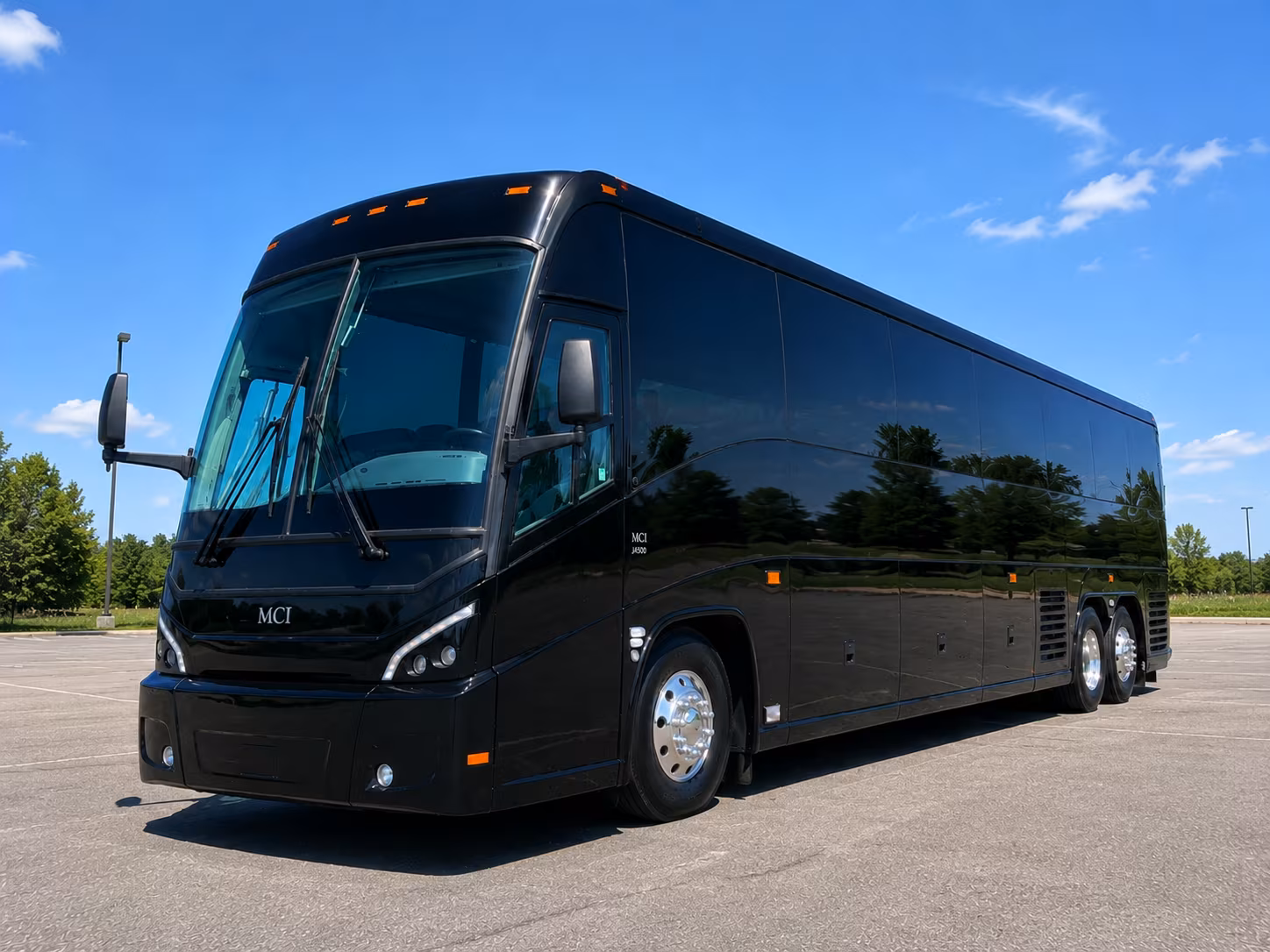 worcester hotel shuttle buses for wedding room blocks
